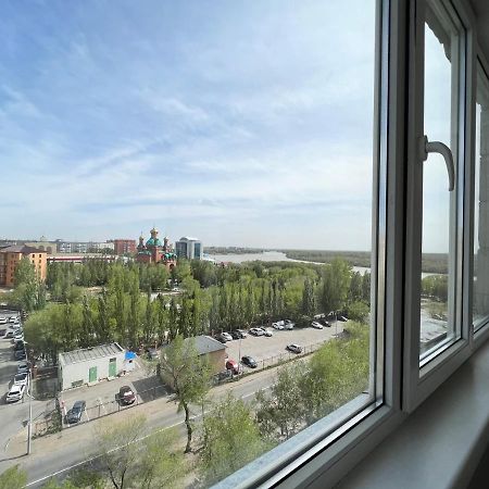 Luxury Apartments Pawlodar Exterior foto