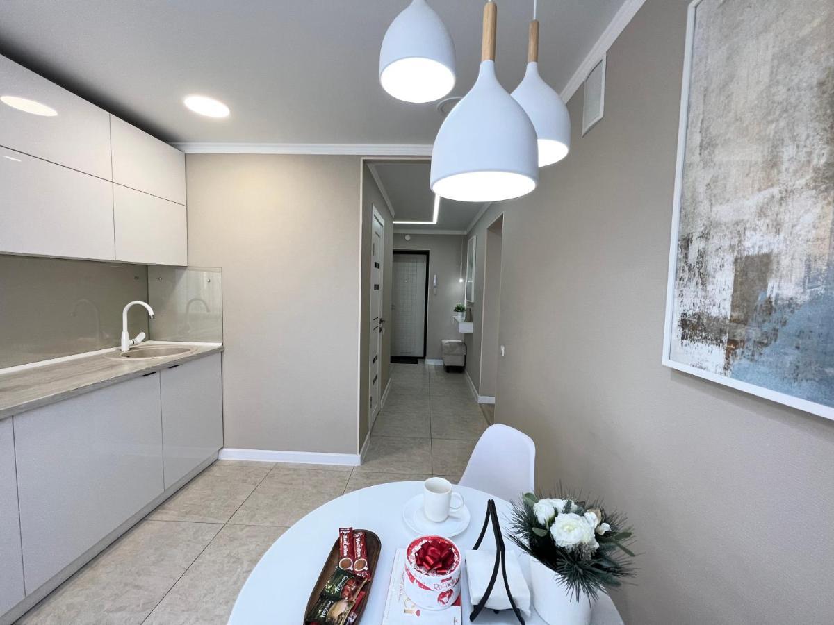 Luxury Apartments Pawlodar Exterior foto