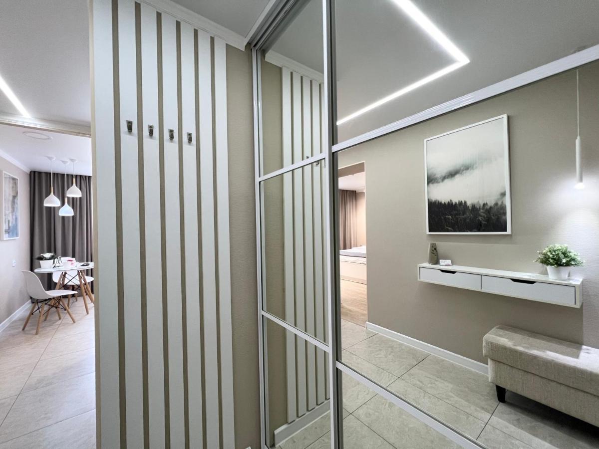 Luxury Apartments Pawlodar Exterior foto