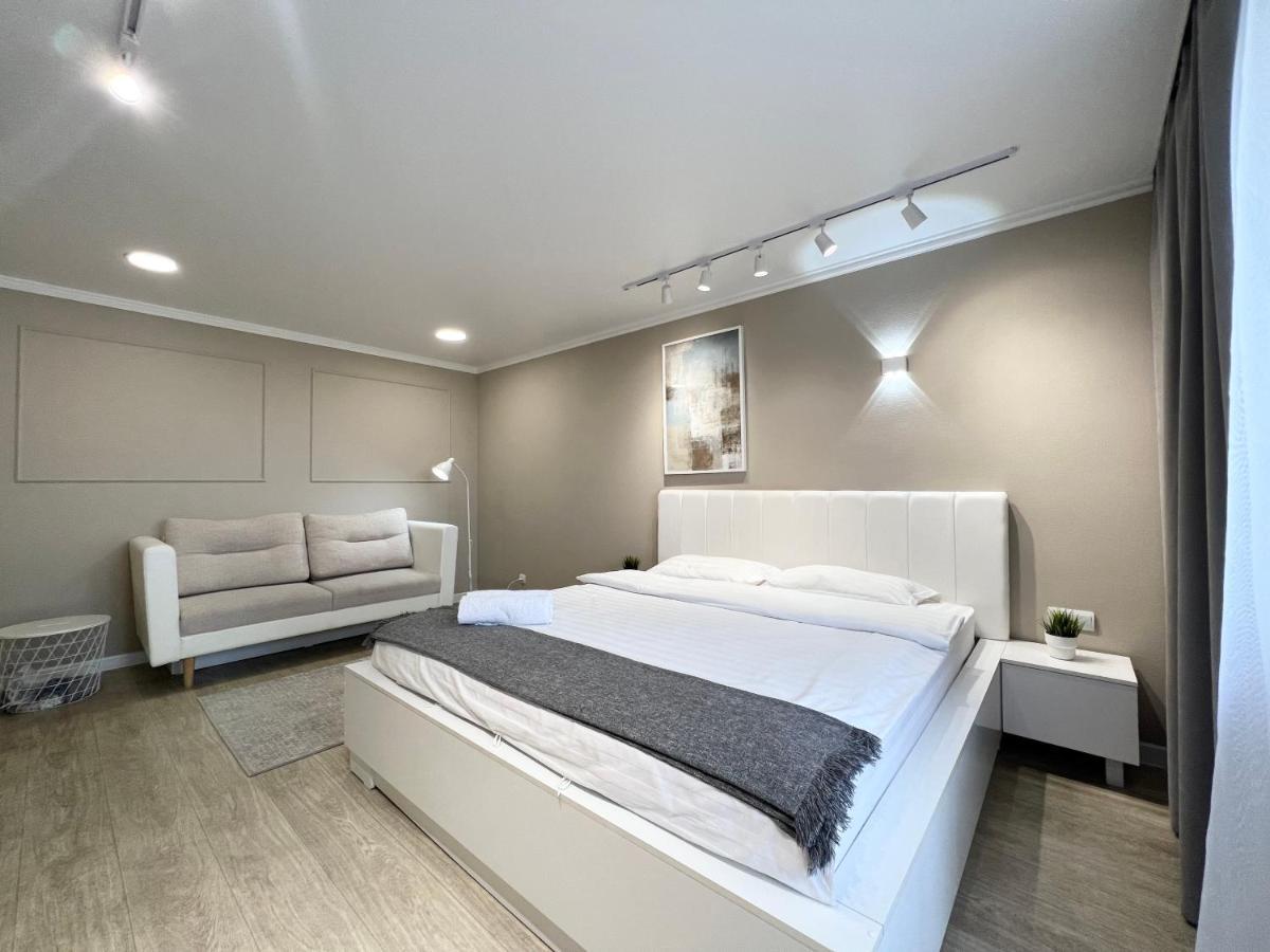 Luxury Apartments Pawlodar Exterior foto