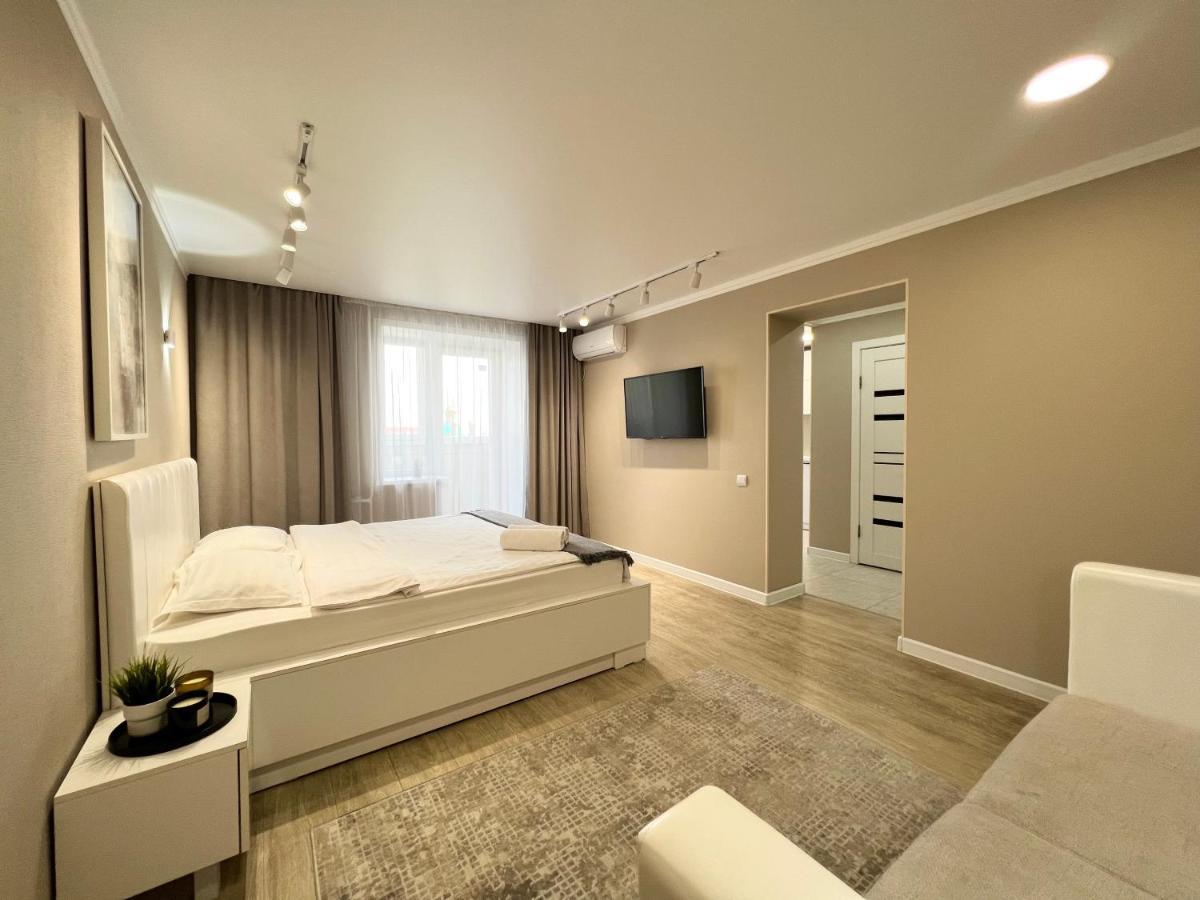 Luxury Apartments Pawlodar Exterior foto